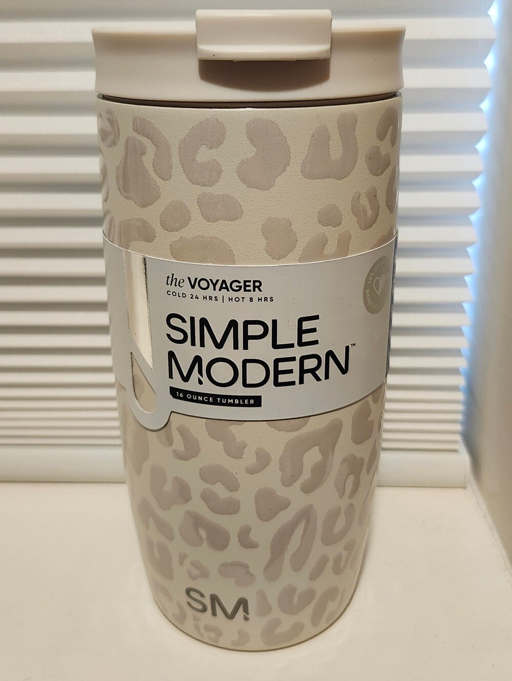 Simple Modern The Voyager 16oz Tumbler in Cream Leopard